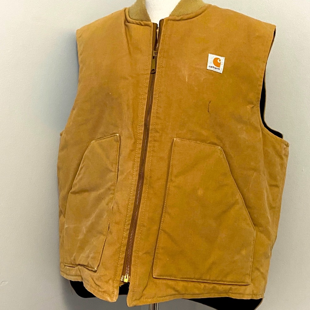 Men’s Carhartt vest tan color